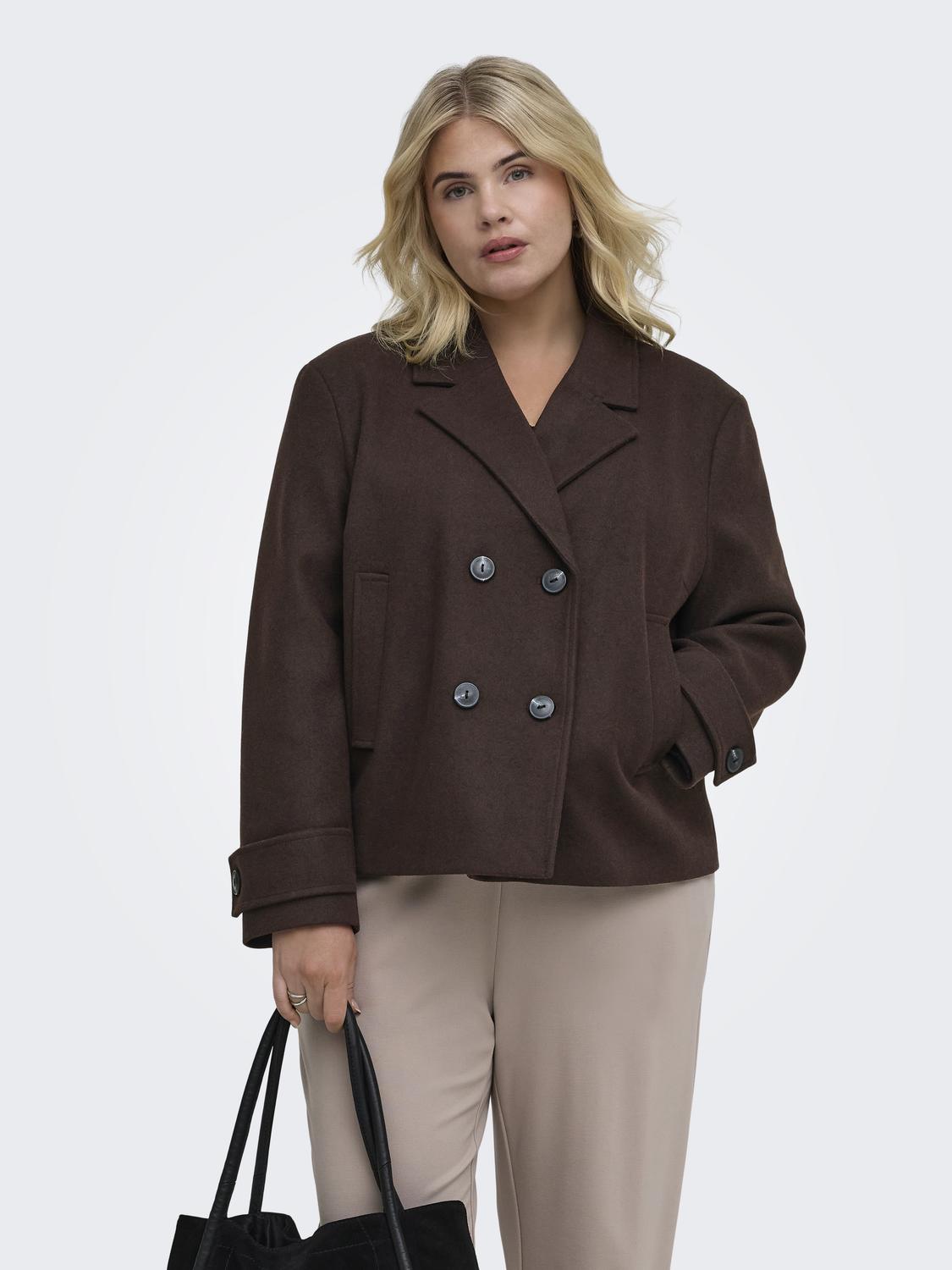 model_shot-front
