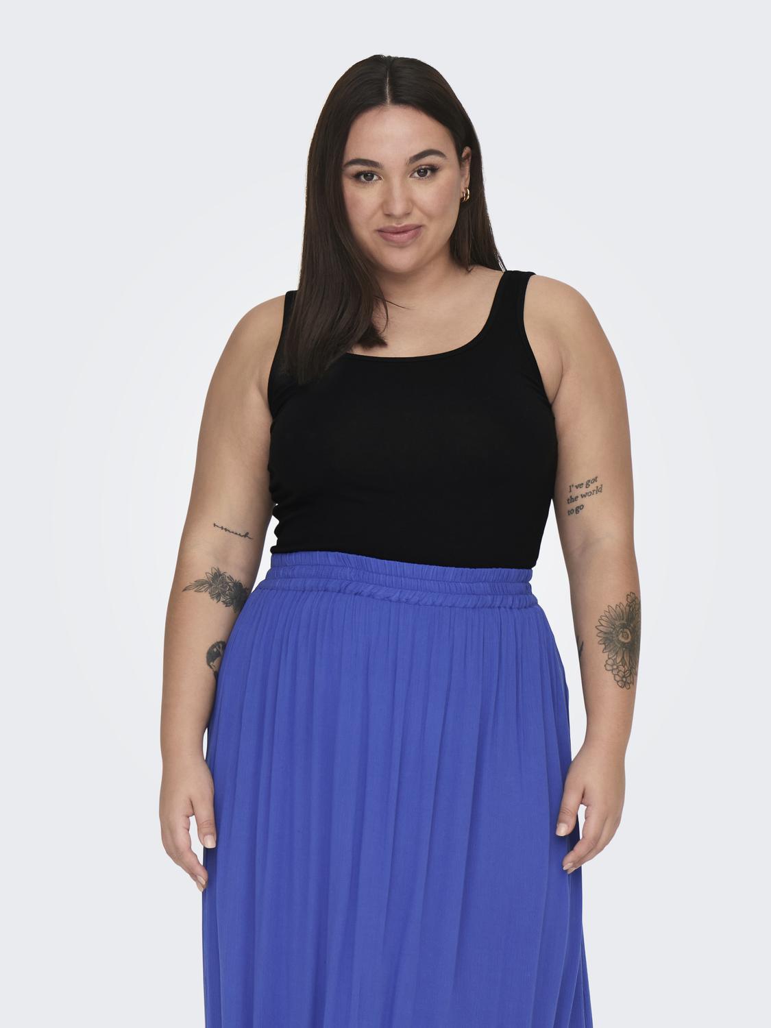 model_shot-front