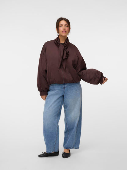 model_shot-front