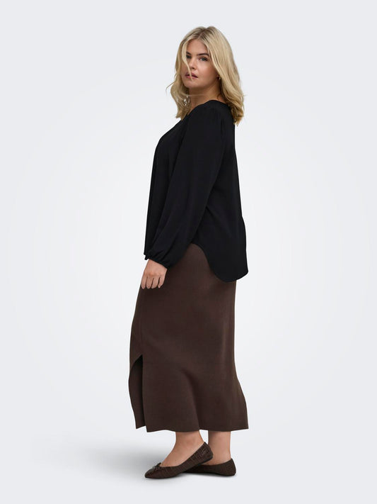 model_shot-front_full
