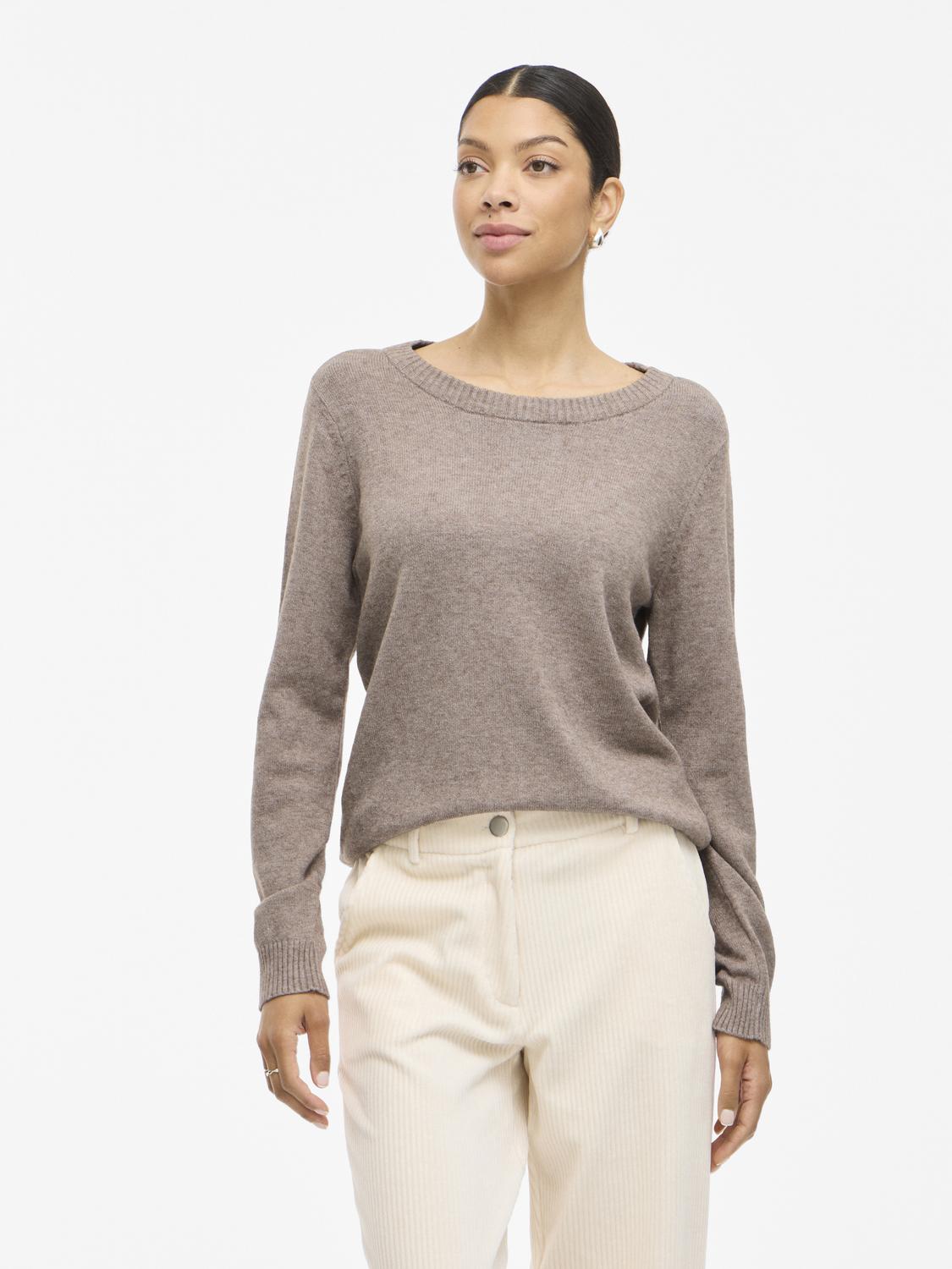 model_shot-front
