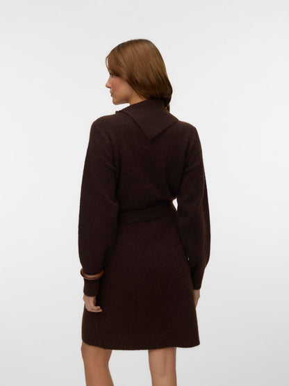 model_shot-back