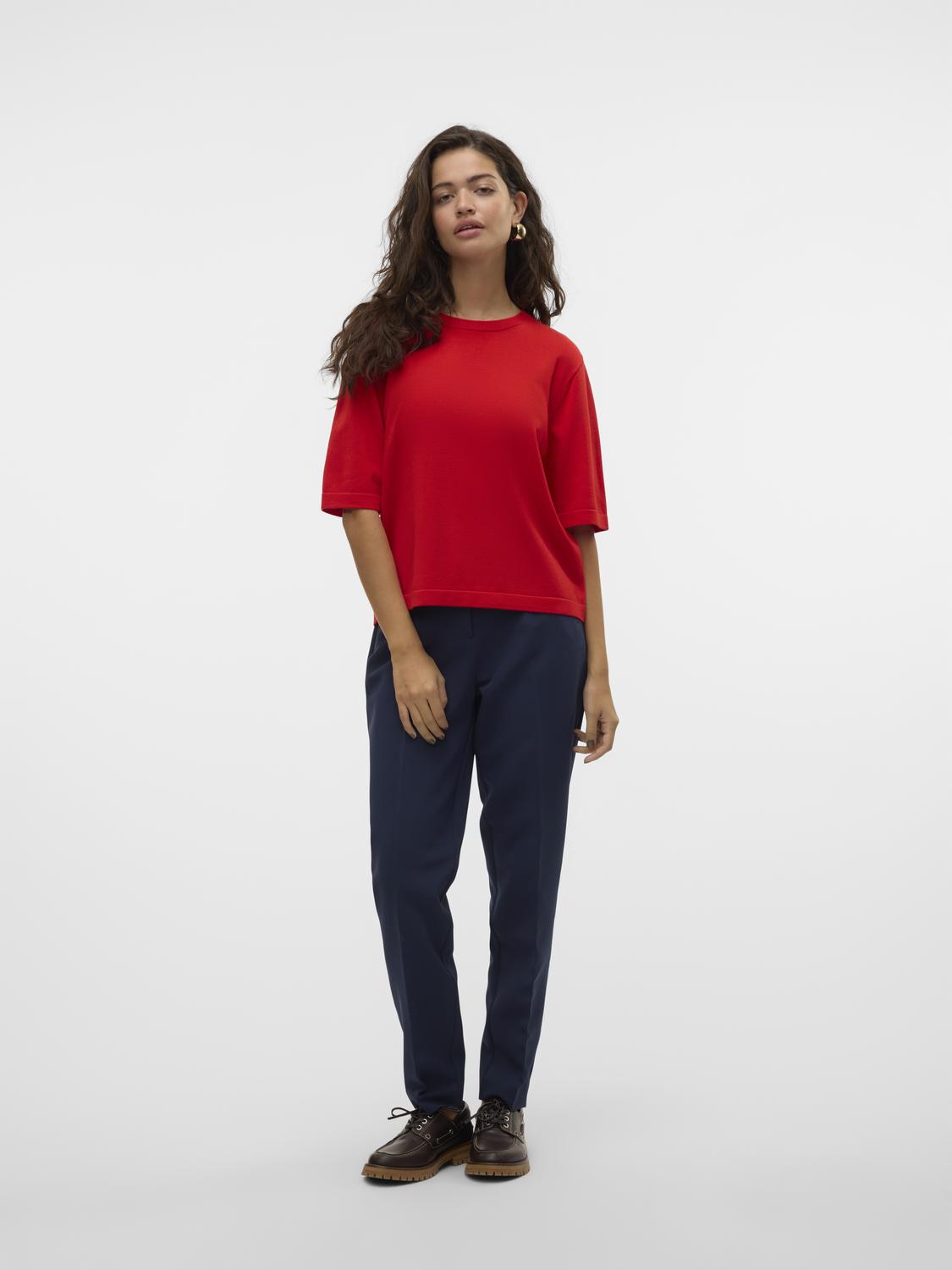 model_shot-front_full