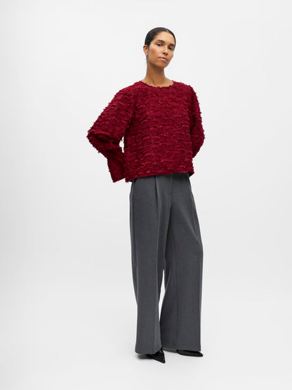 model_shot-front_full