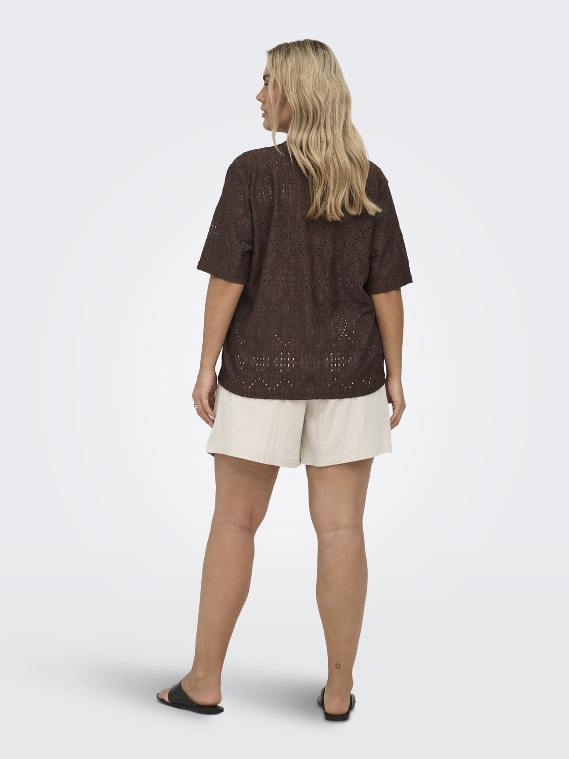 model_shot-back