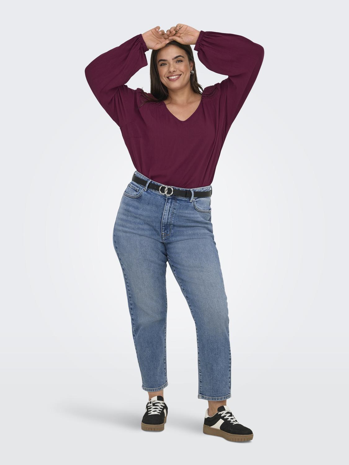 model_shot-front_full