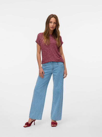 model_shot-front
