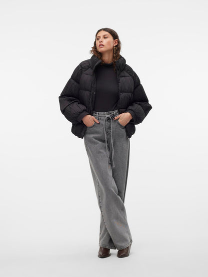 model_shot-front_full