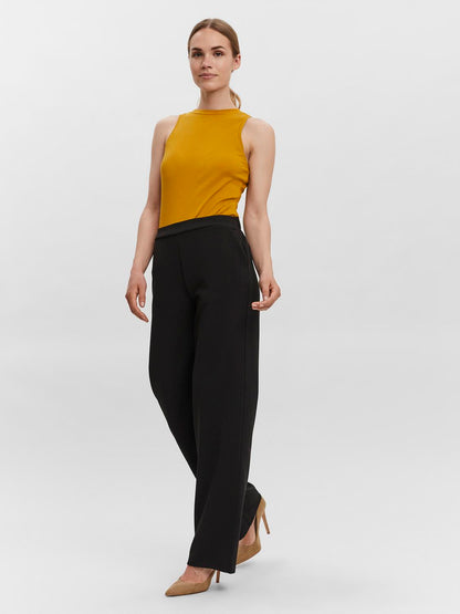 model_shot-front_full