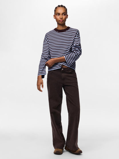 model_shot-front
