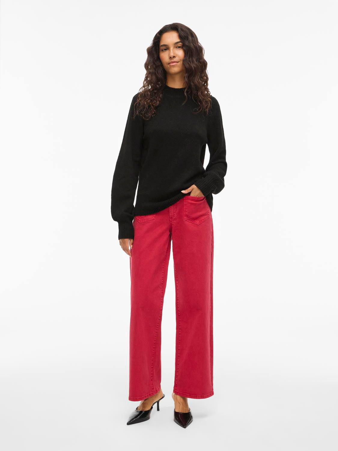 model_shot-front_full