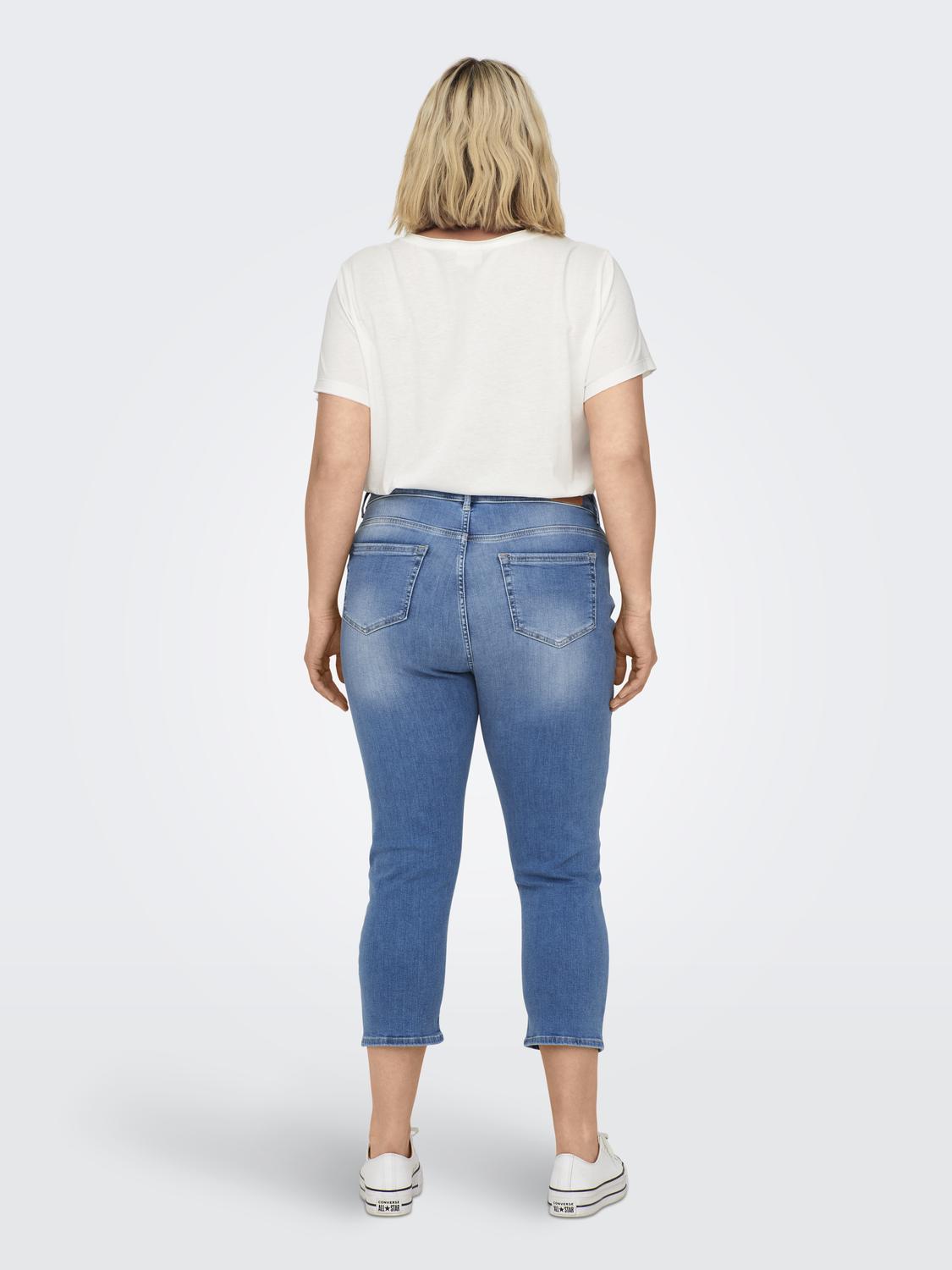 model_shot-back