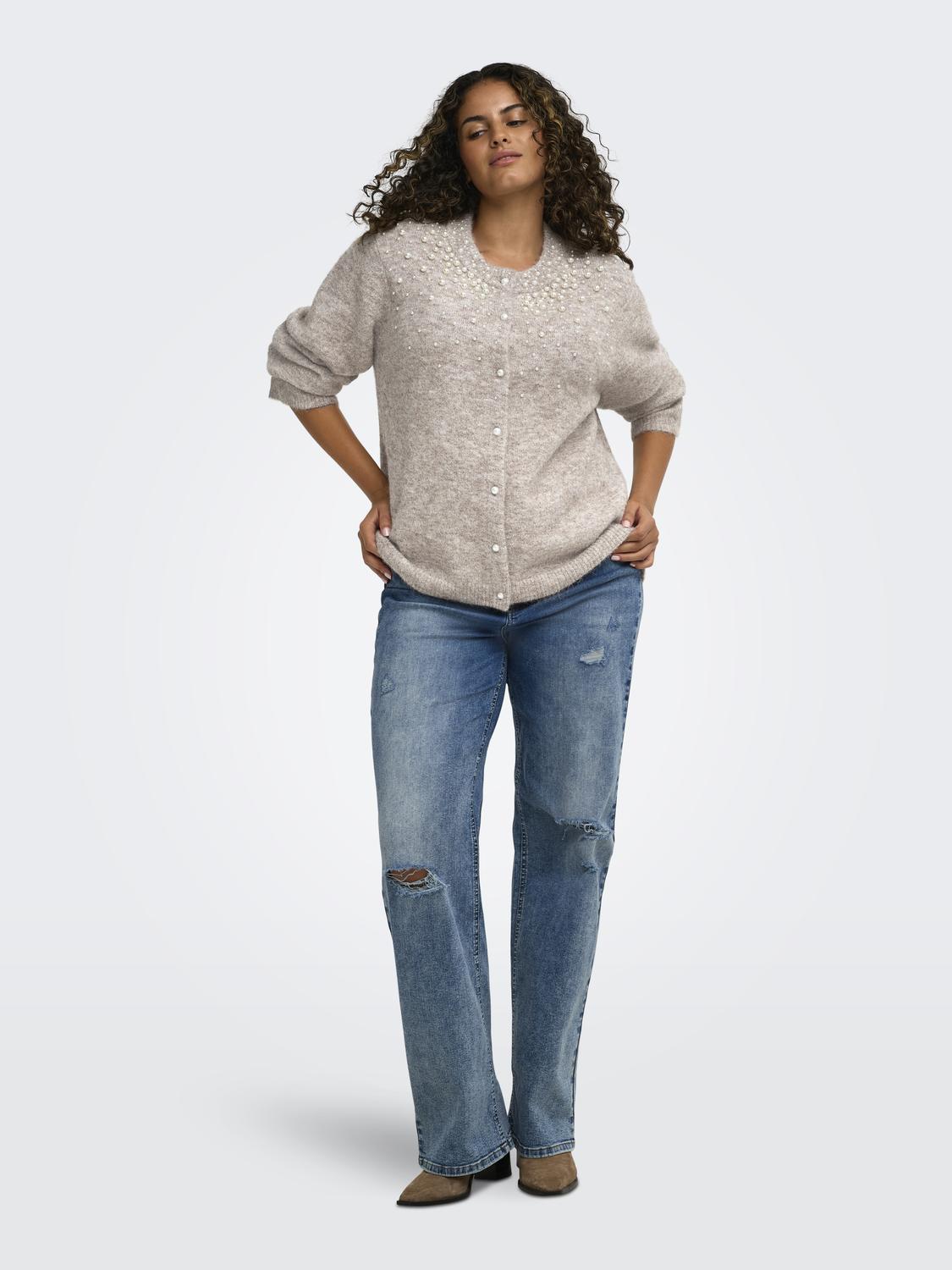 model_shot-front_full