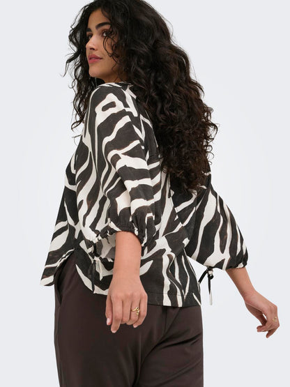model_shot-creative