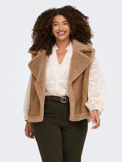 model_shot-front