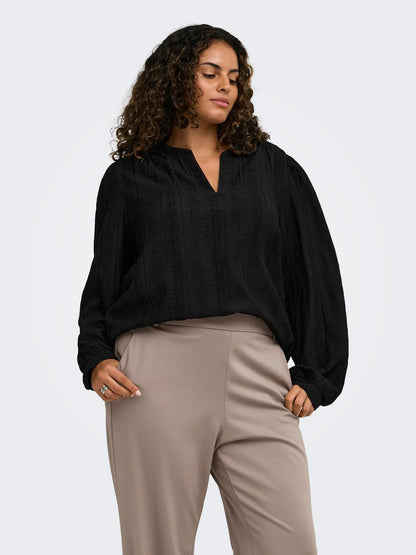 model_shot-front