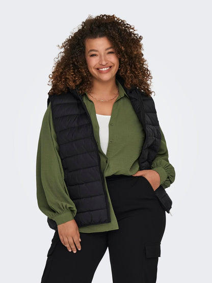 model_shot-front