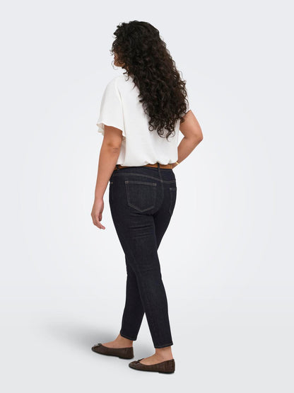 model_shot-back
