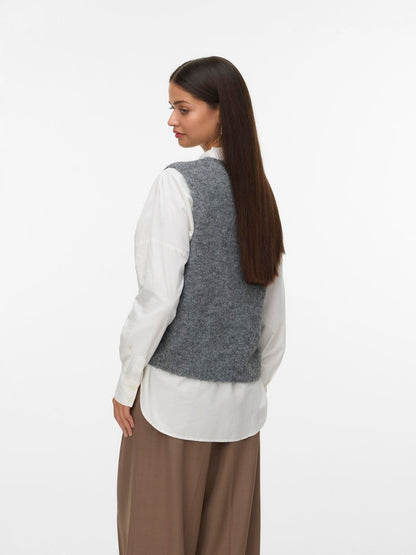 model_shot-back