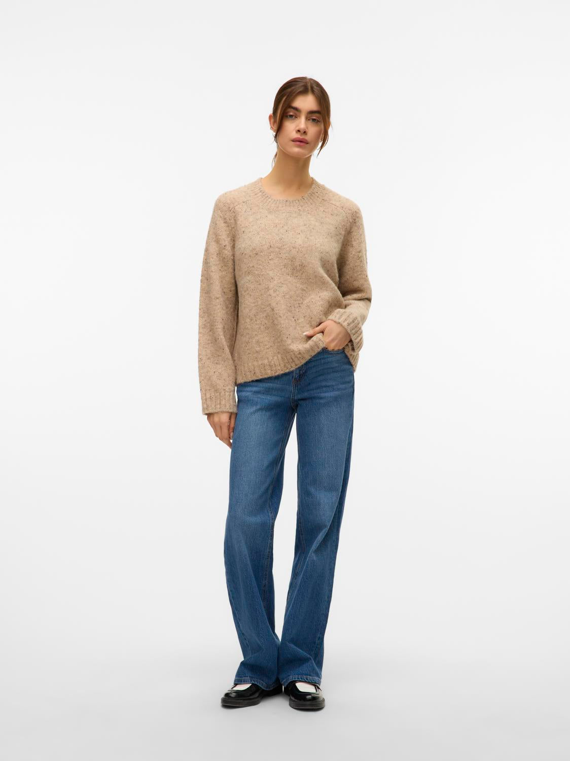 model_shot-front_full