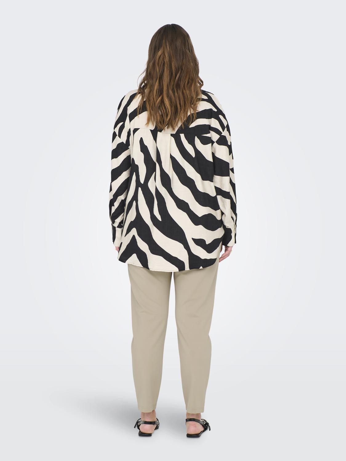 model_shot-back