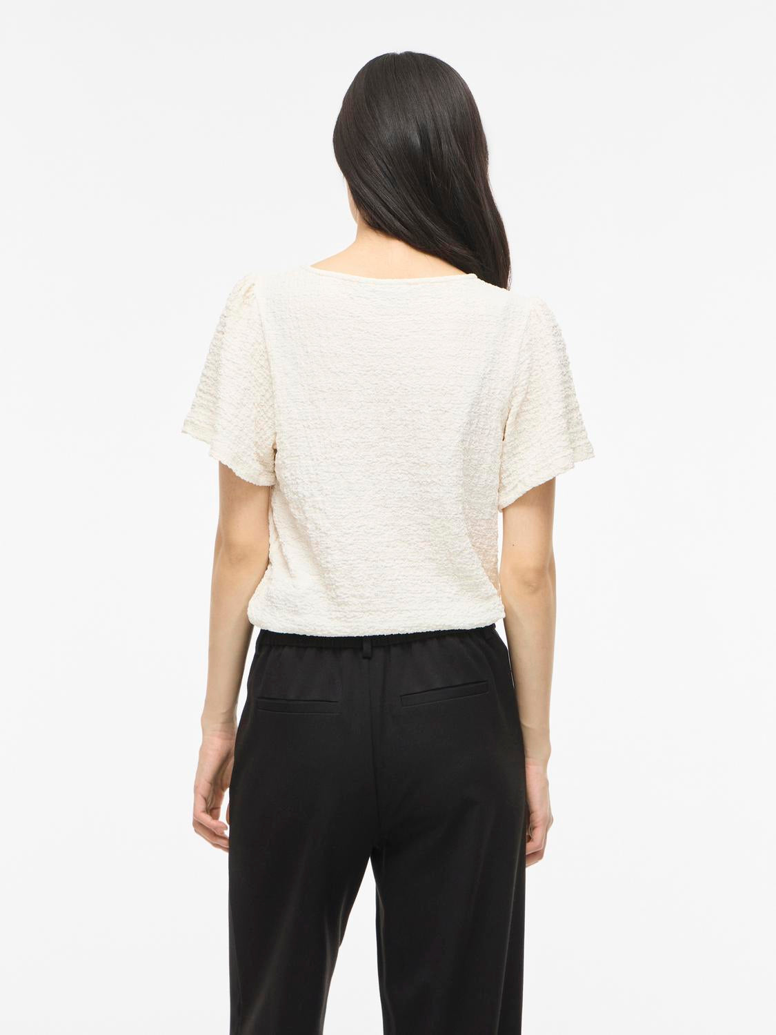 model_shot-back