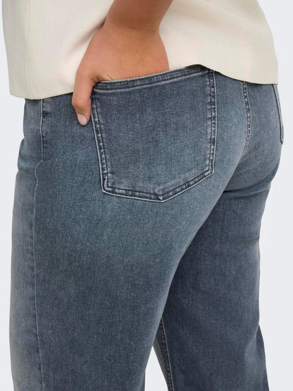 model_shot-detail