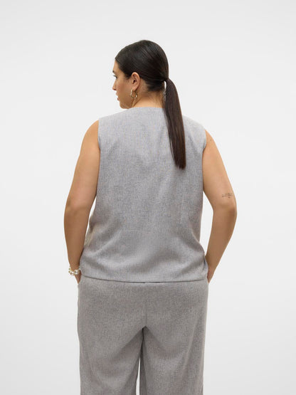 model_shot-back