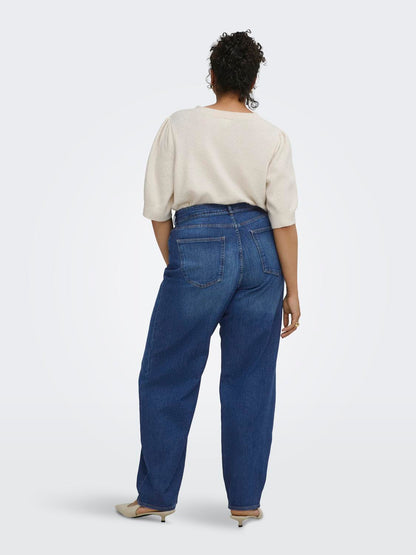 model_shot-back