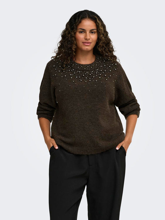 model_shot-front