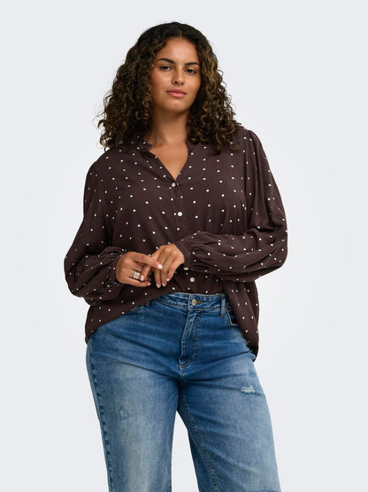 model_shot-front