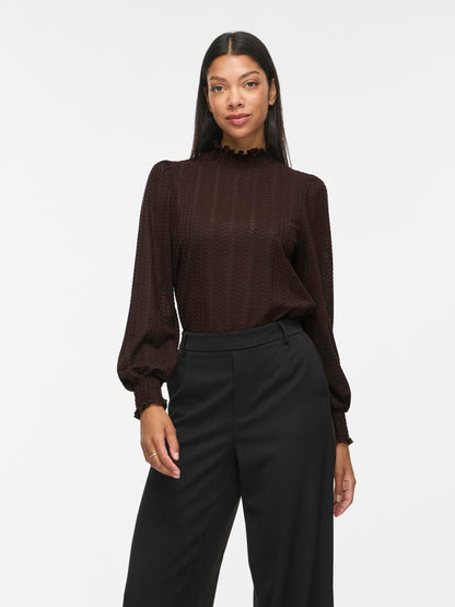 model_shot-front