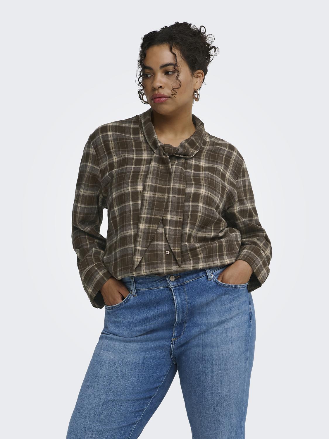 model_shot-front