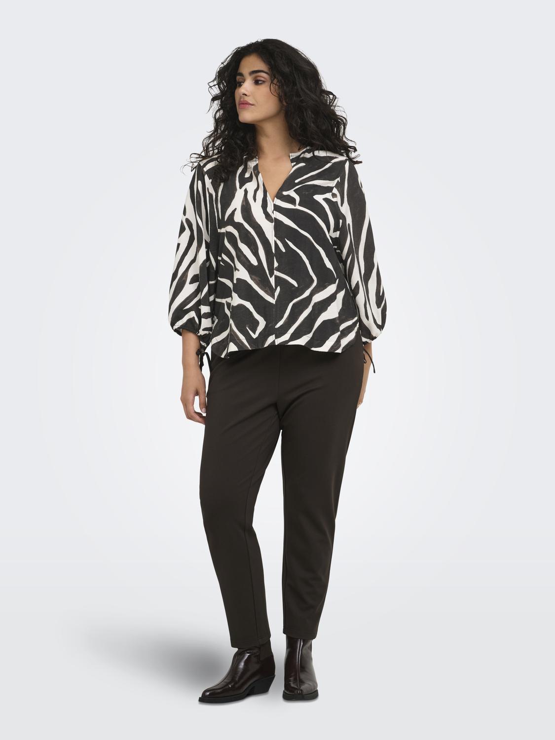model_shot-front_full