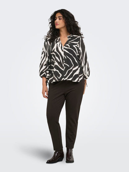 model_shot-front_full