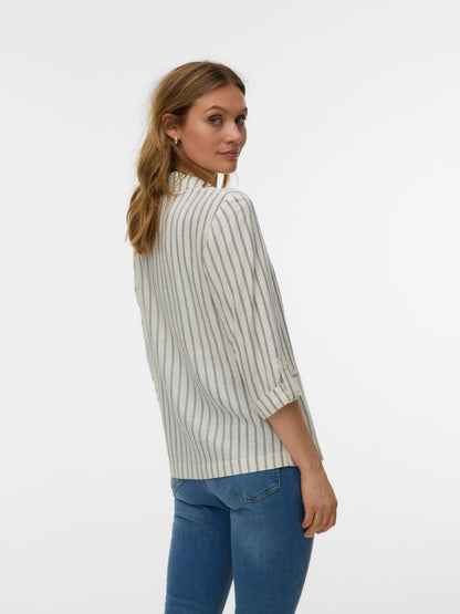 model_shot-back