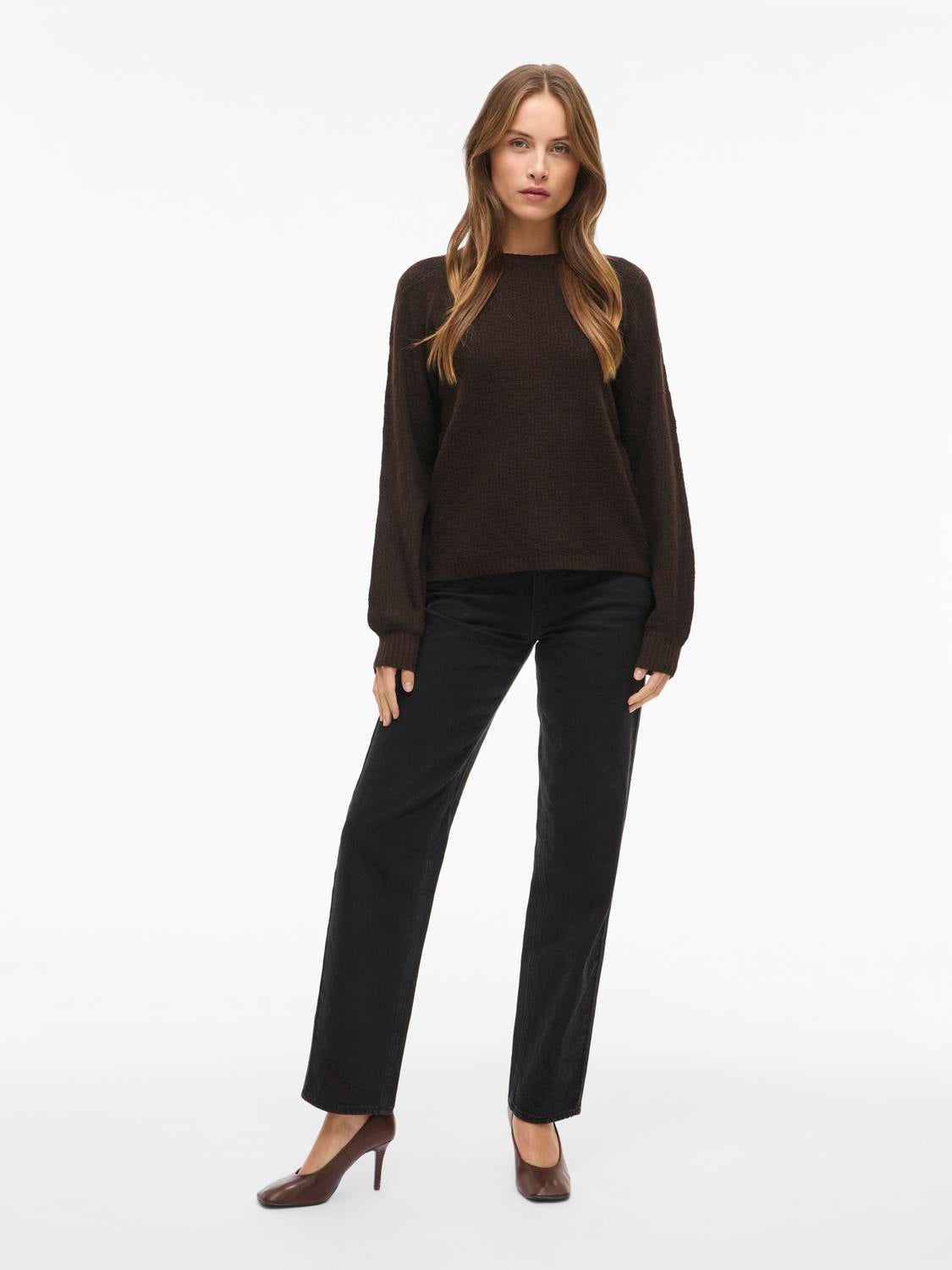 model_shot-front_full