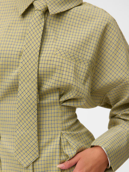 model_shot-detail