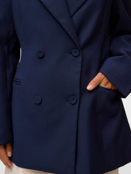 model_shot-detail