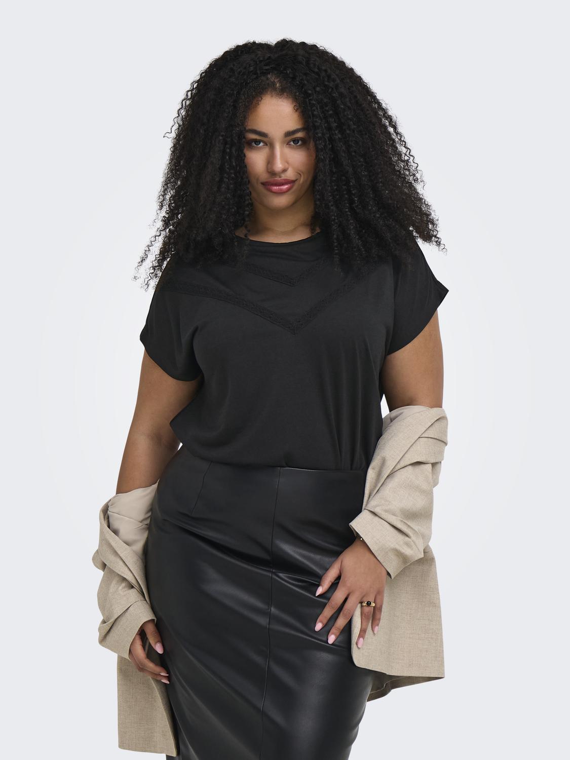 model_shot-front