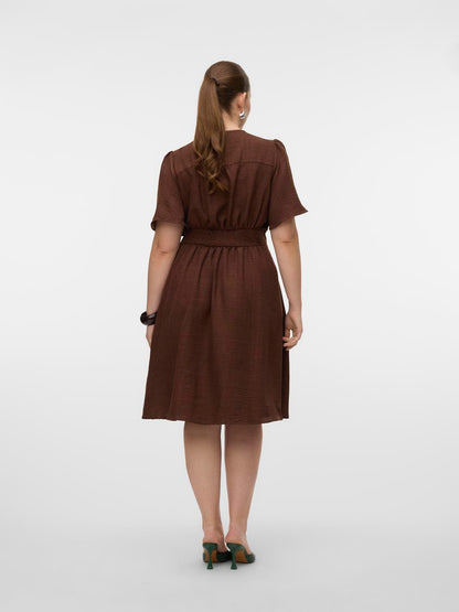 model_shot-back