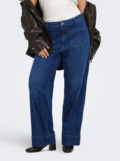 model_shot-front