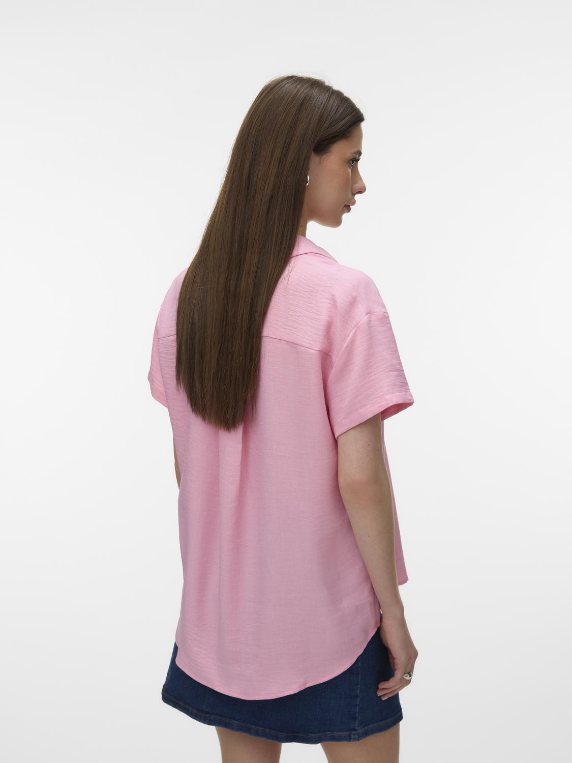 model_shot-back
