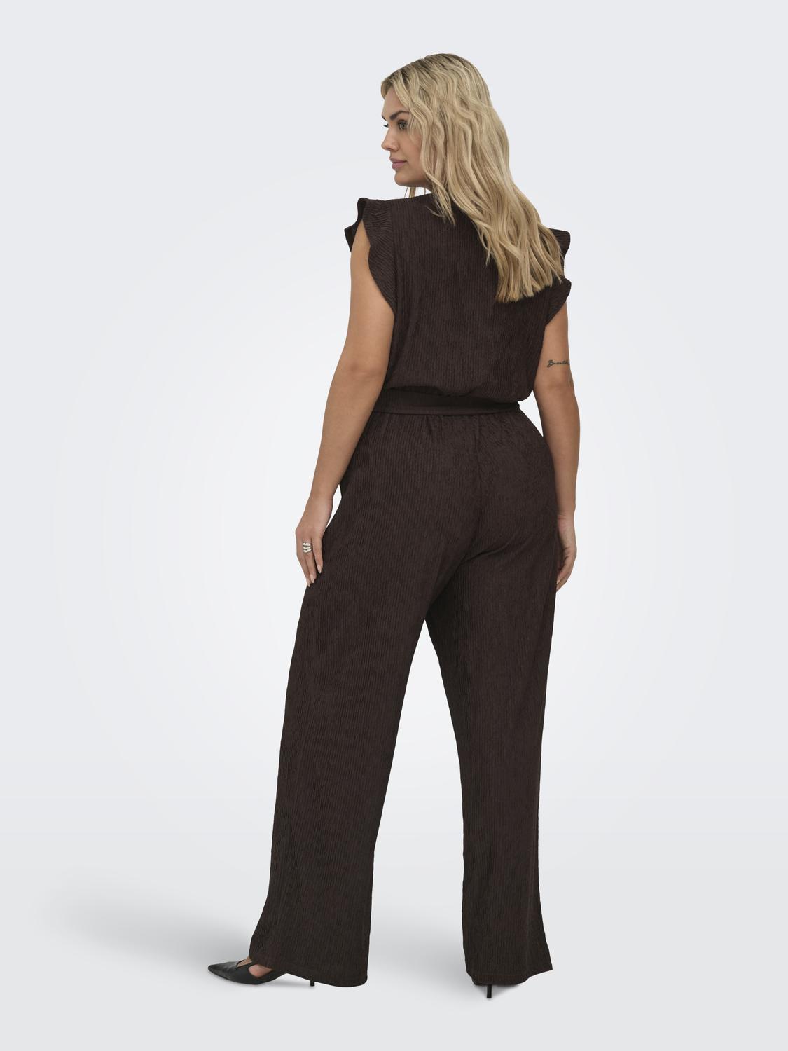 model_shot-back