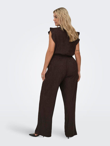 model_shot-back