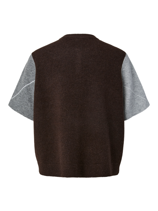 pack_shot-back