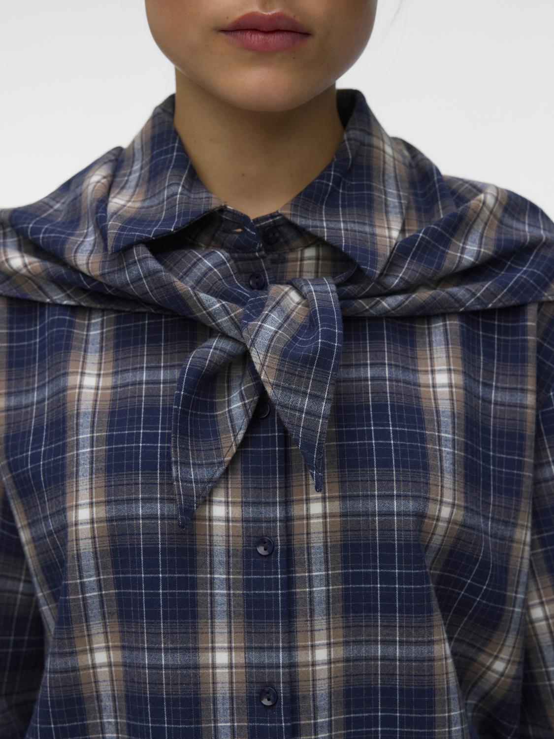 model_shot-detail
